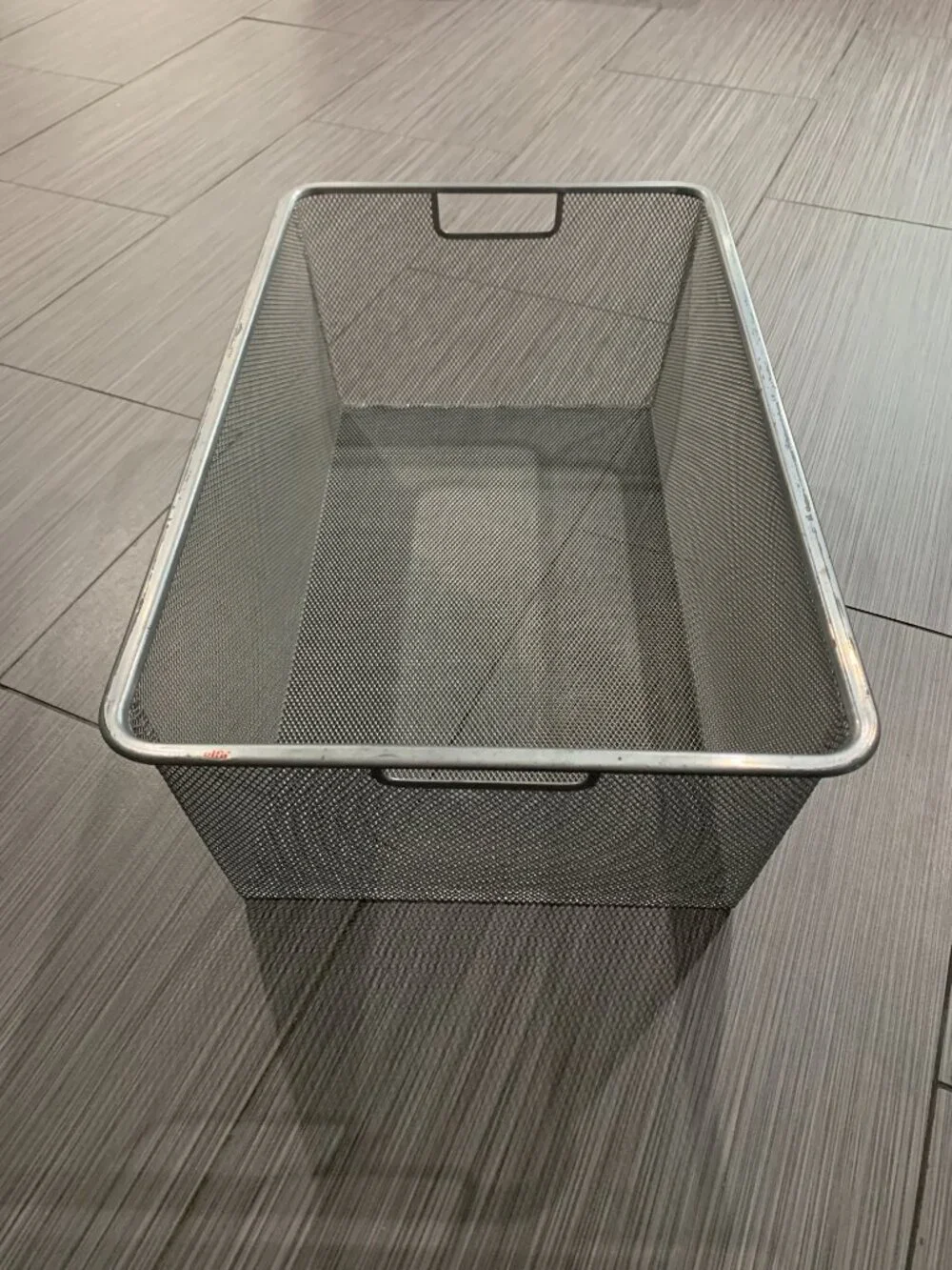 Elfa Platinum Silver Mesh Drawer Storage Basket Bin Organizer 1-Runner 20.75